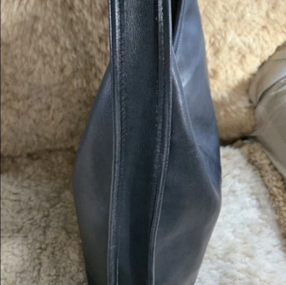 Vintage X-Large Coach Ergo 9026 In Black, Kind Of Rare - Picture 5 of 14